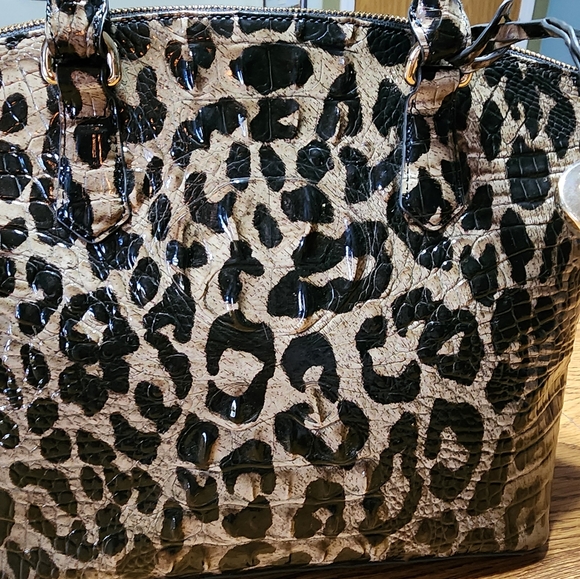 Brahmin Duxbury Snow Leopard Excellent Condition - Picture 3 of 15